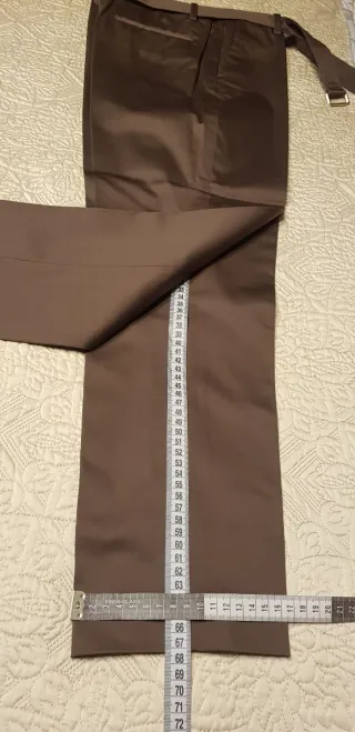 Pantalón Massimo Dutti kaki T36