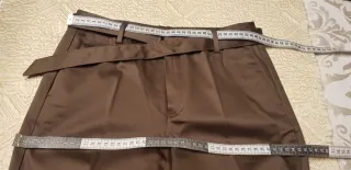 Pantalón Massimo Dutti kaki T36