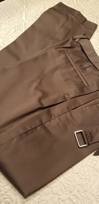 Pantalón Massimo Dutti kaki T36