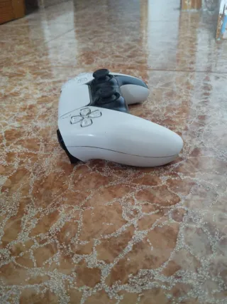 Mando PS5 Sony Blanco y Negro