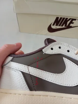 Jordan 1 x Travis Scott Reverse Moca