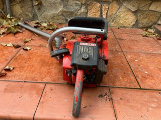 Motosierra Homelite XL Roja