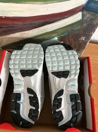 Nike Vomero 5 BG - Nuevas