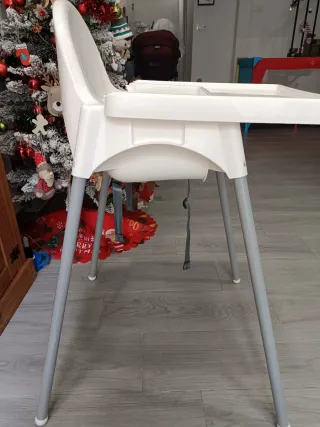 Trona bebé Ikea blanca