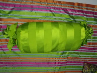 Cortinas y colcha de diseño  confeccionada