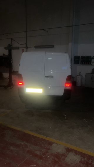 2 Mercedes-Benz Vito 2001