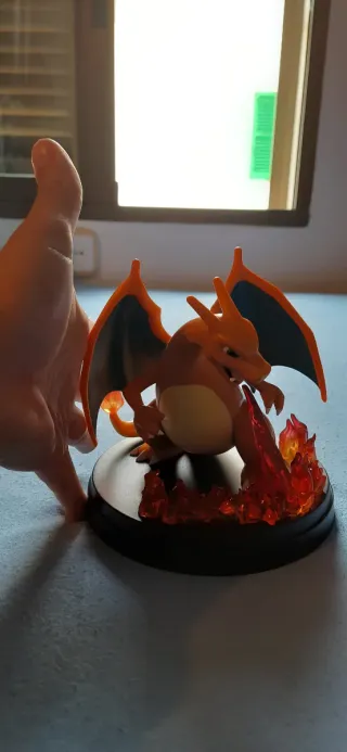 Figura Charizard Pokémon