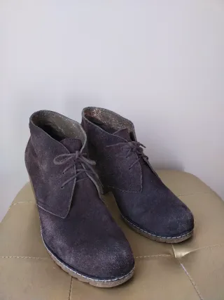 Zapatos de ante con tacón