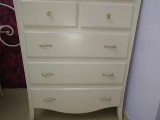 Mueble Sinfonier Beige con Cristal