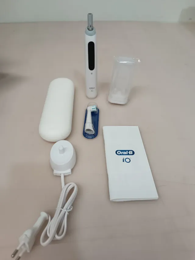 Cepillo Eléctrico Oral-B Serie 5N B1Y0605