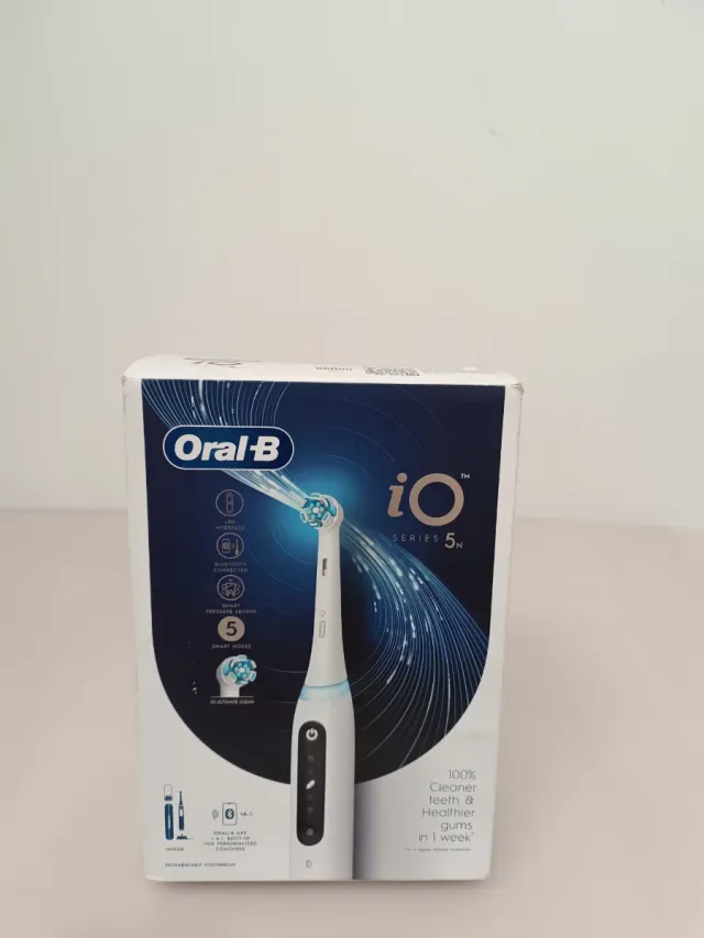 Cepillo Eléctrico Oral-B Serie 5N B1Y0605