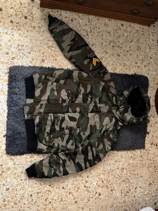 Cazadora militar forro polar nuevo