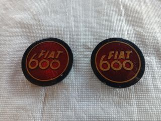 2 x Coppe Borchie Ruota Fiat 600 originali d'epoca