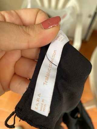 Abito Zara nero con fiori rossi