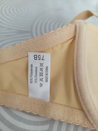 Sujetador beige sin tirantes nuevo