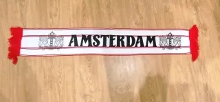 Bufanda Amsterdam con escudo