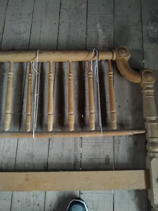 Cabeceros de cama antiguo de madera