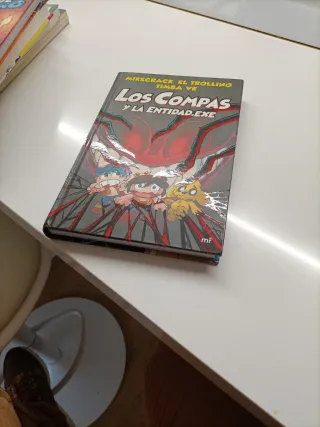 Invictor y Mayo en busca de la esmeralda perdida