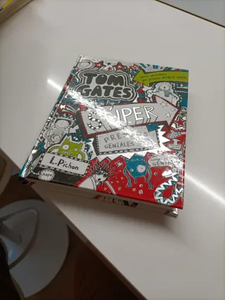 Invictor y Mayo en busca de la esmeralda perdida