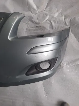 Paragolpes Delantero Toyota Avensis T25