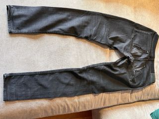 Vaqueros pitillo H&M negros Talla M