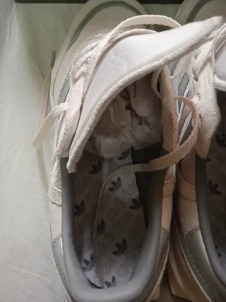 Zapatillas Adidas Adiprene Talla 43 Beige/Plata