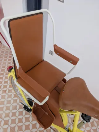 Bicicleta Capri Valentina con sillín para bebé