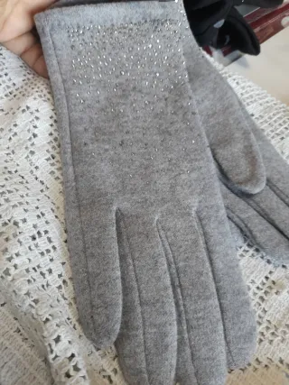 Guanti donna con strass color rortora