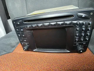 Radio Pantalla Mercedes W203