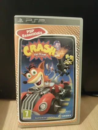 2 Juegos PSP: Crash Team Racing y Monster Hunter F