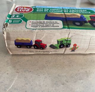Set giocattoli: trattore, rimorchio, mietitrebbia