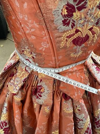 Traje de Fallera Seda Girones y Vila