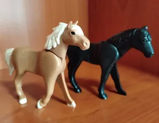 Lote 2 cavalli Playmobil