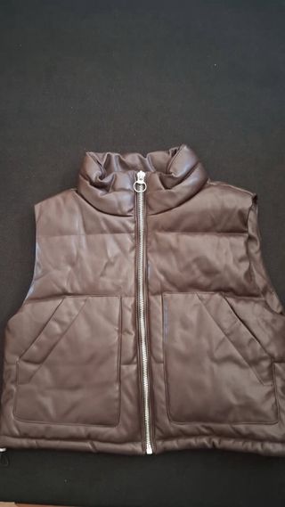 Chaleco acolchado marrón
