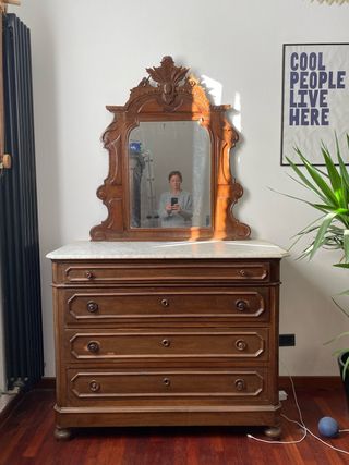 Cassettiera vintage in legno e marmo