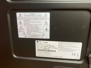 Televisión LG 38 pulgadas Negra (No Funciona)