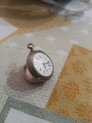 Reloj de bolsillo plata