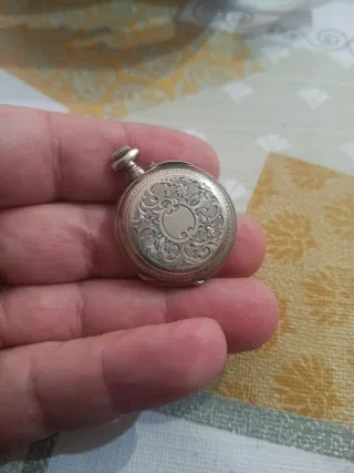Reloj de bolsillo plata