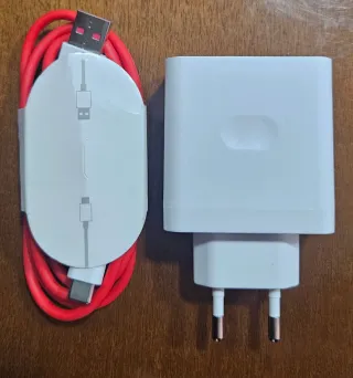 Cargador OnePlus 80W SuperVOOC