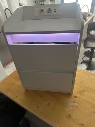 Mesa Auxiliar Moderna con Luces