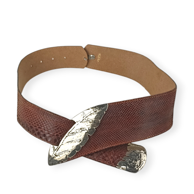 Cinturón piel hebilla plateada