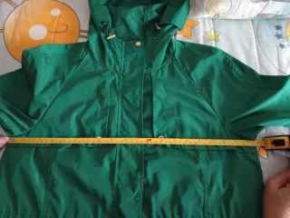 Parka verde mujer Zara