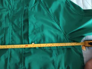 Parka verde mujer Zara