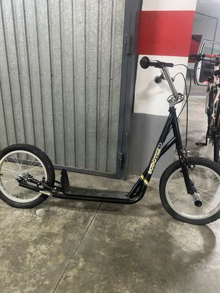 Patinete Scooter Negro Ruedas Grandes