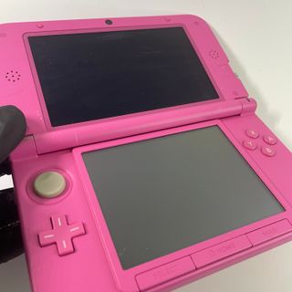 Nintendo 3DS XL Rosa con accessori