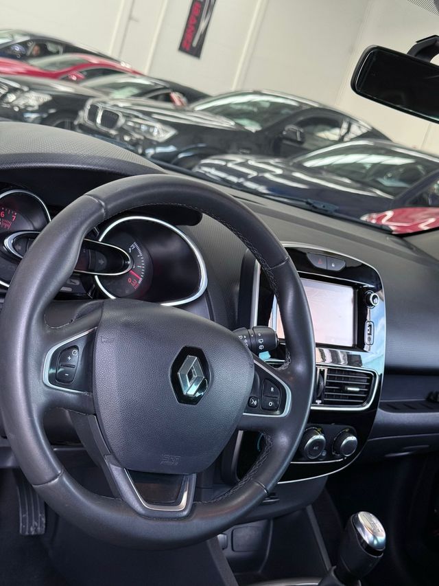 Renault Clio Renault Clio Limited 1.2 16v 55kW (75CV)