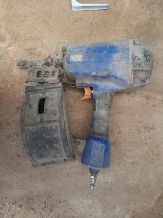 Pistola Clavos Neumática