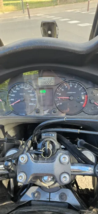 Honda NT700V Deauville con 99.000km