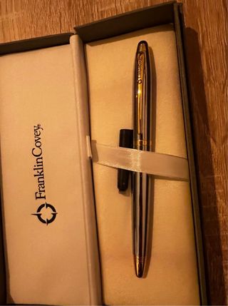 Pluma Franklin Covey en caja