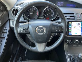 Mazda 3 2012